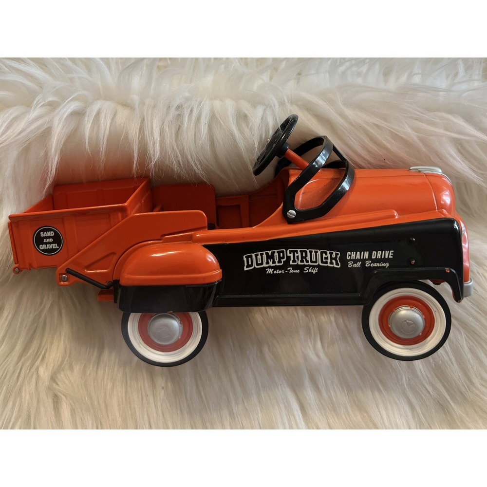Hallmark Kiddie Car Classics 1955 Murray Dump Truck Pedal Die Cast #15980 8"